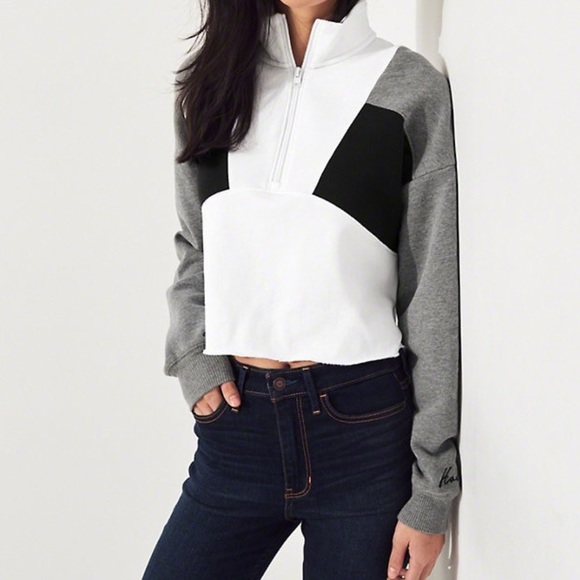 NEW HOLLISTER SWEATER - Picture 4 of 5